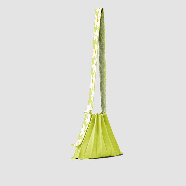 Lucky Pleats Knit Daisy Wing Lime