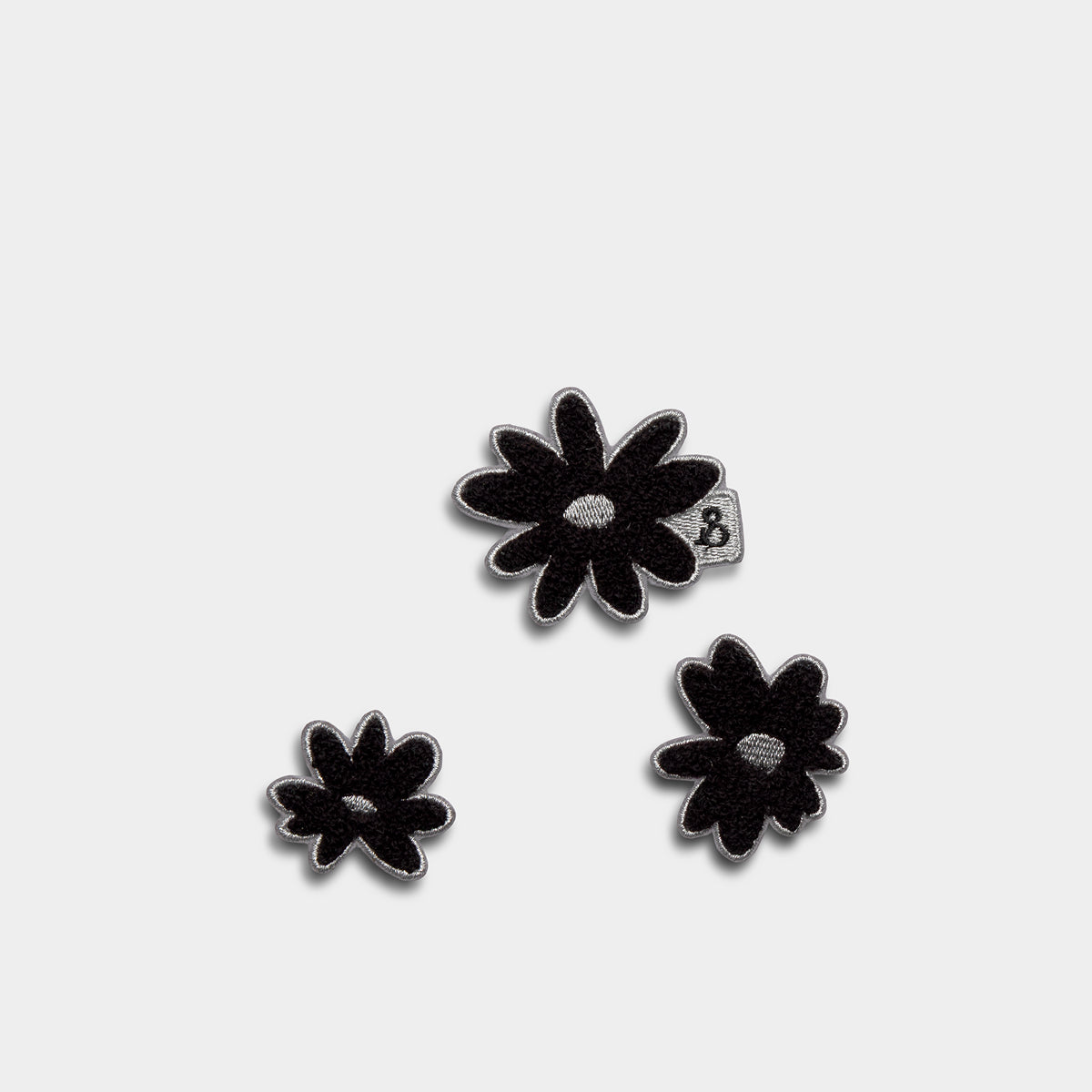 Daisy Brooch Set Black