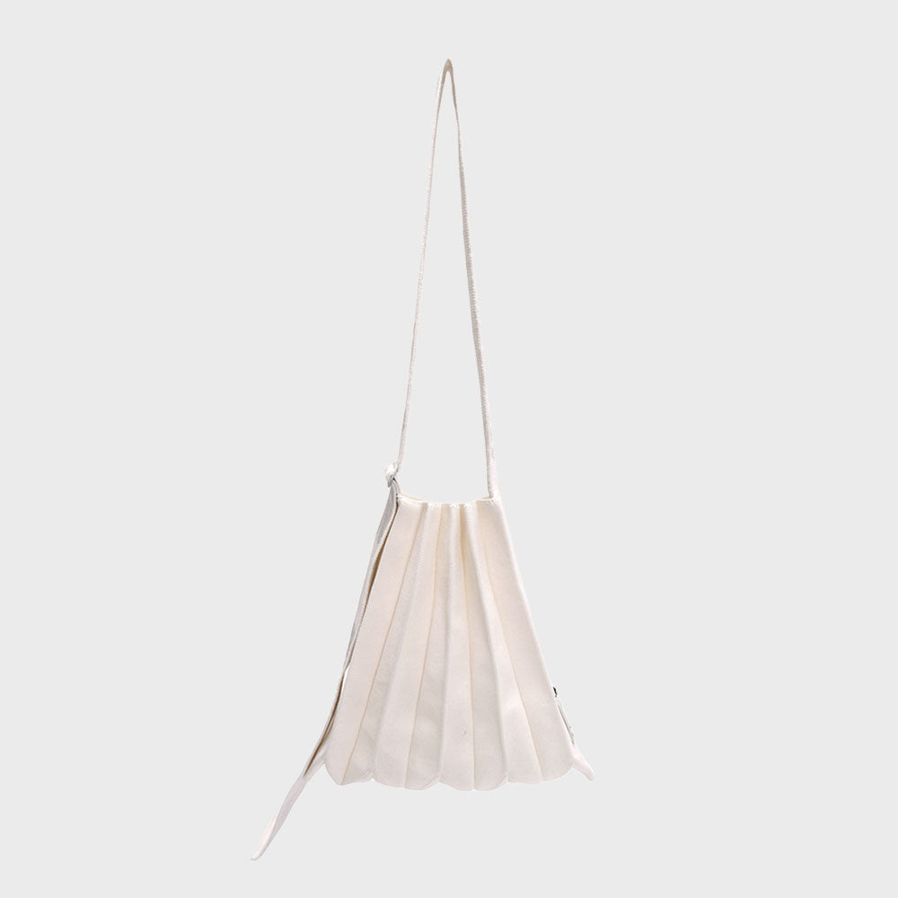 Lucky Pleats Knit Daisy Wing Cream White
