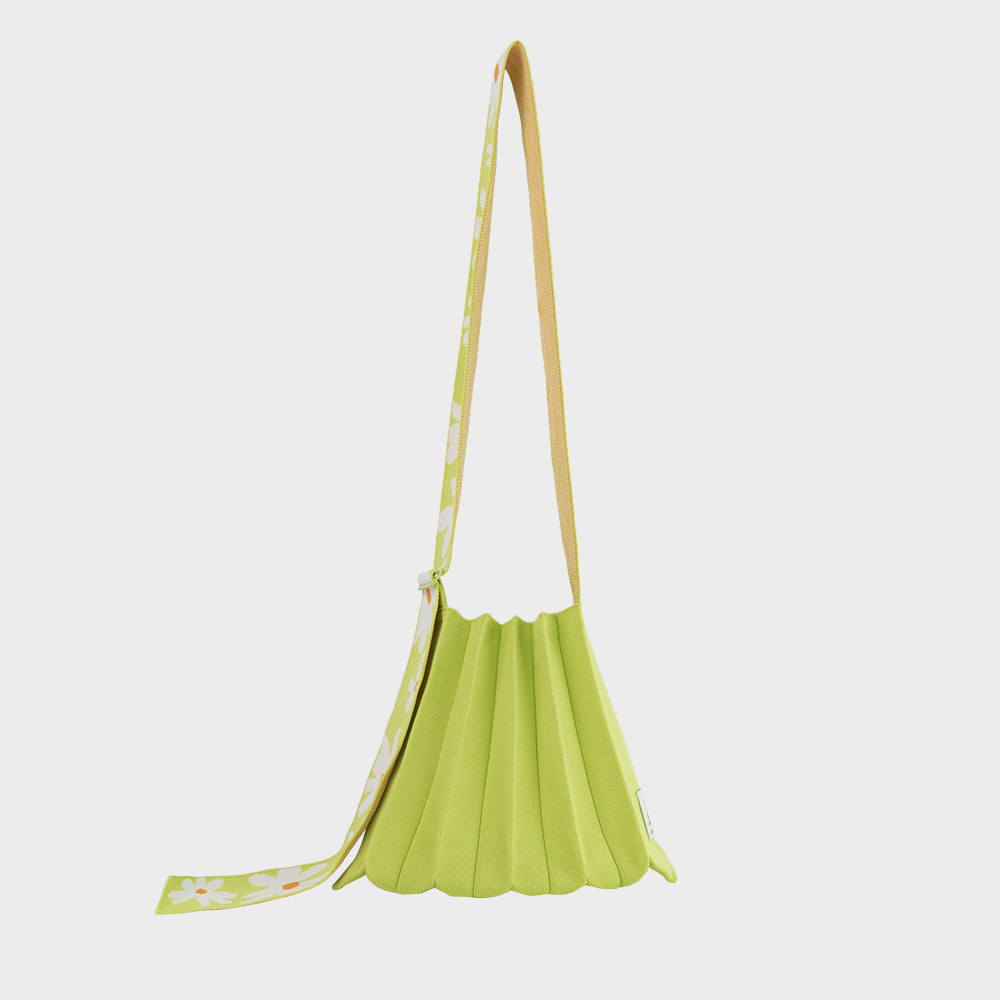 Lucky Pleats Knit Daisy Wing Lime