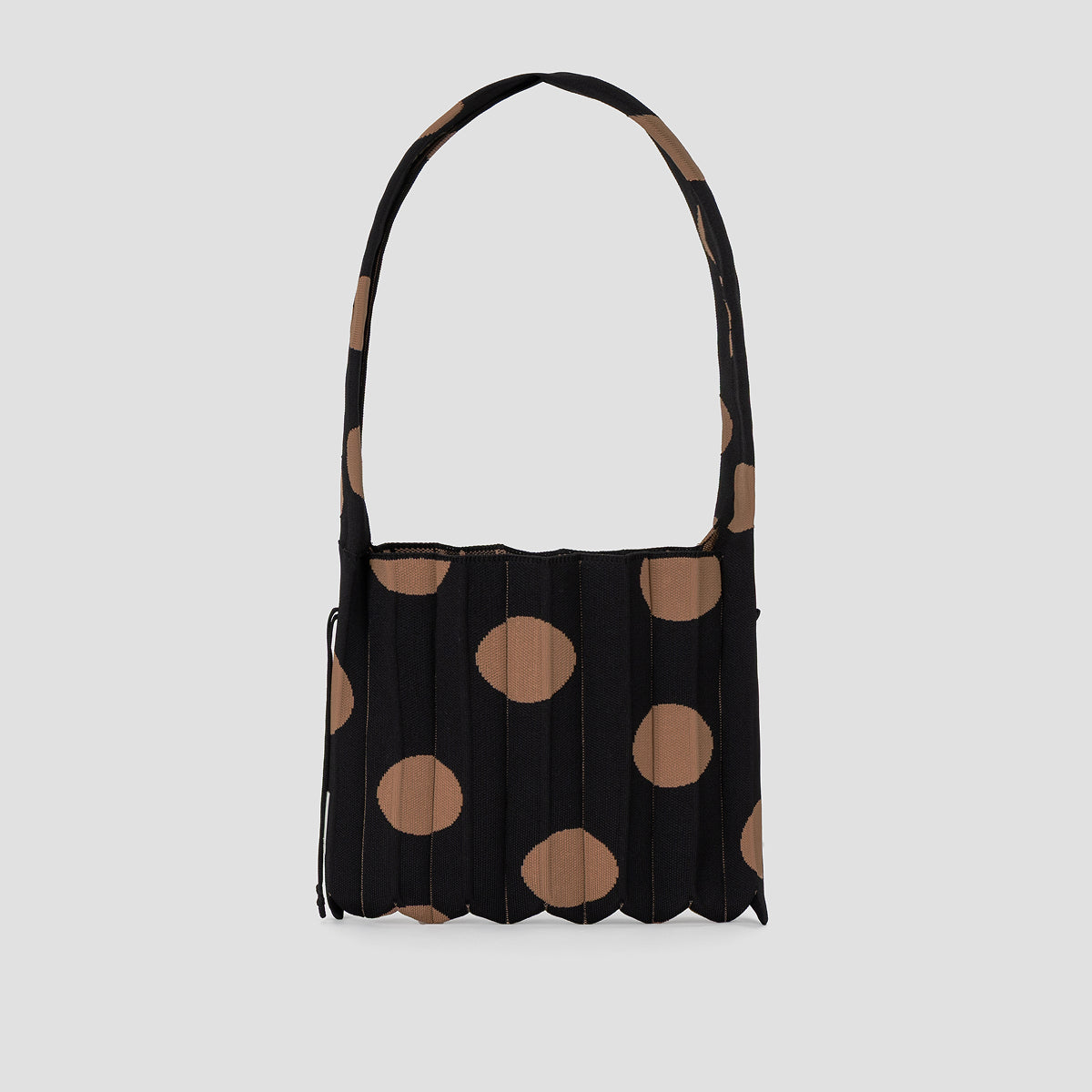 Lucky Pleats Knit Cross Dot Rich Black