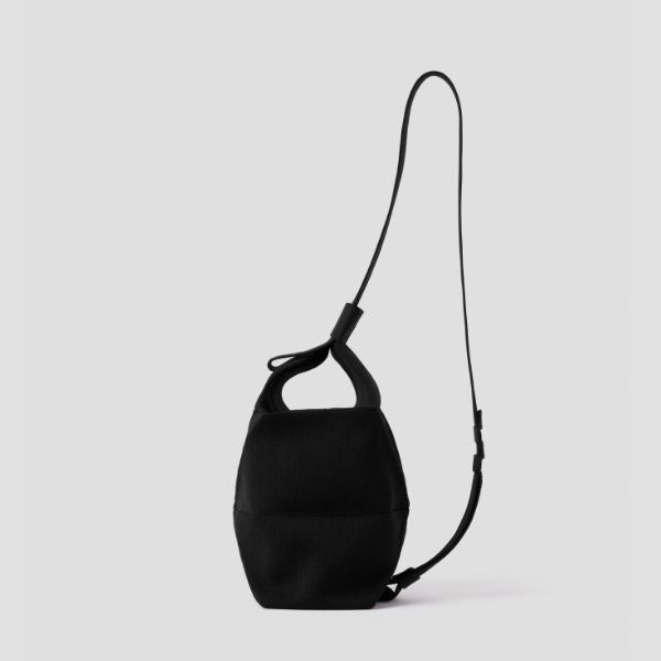 Lucky Pleats Knit Off City Bucket Sling Rich Black
