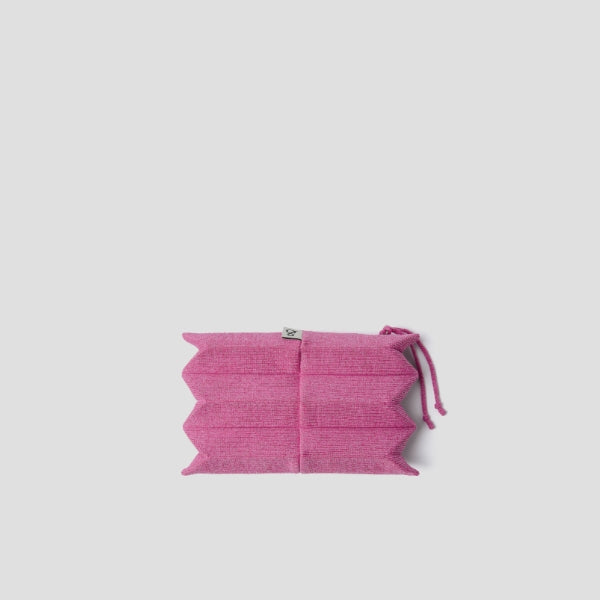 Lucky Pleats Knit Pouch S Starry Petal Pink