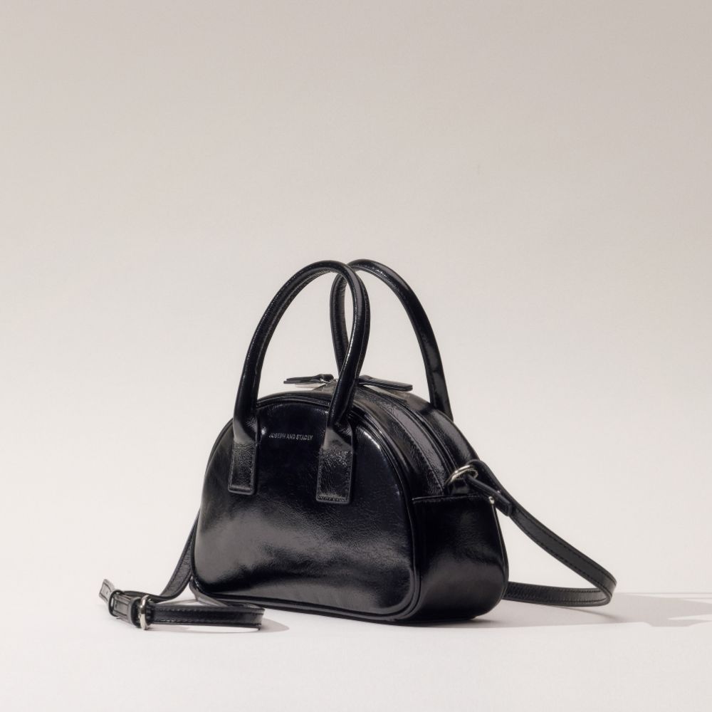 OZ Mini Half Moon Cross Bag Glossy Black